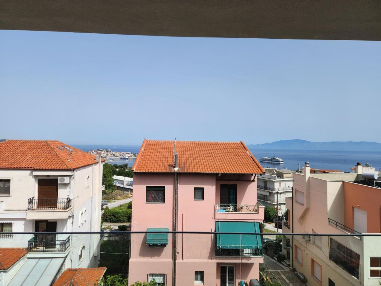 Pinecone Apartment Kavala Exterior photo