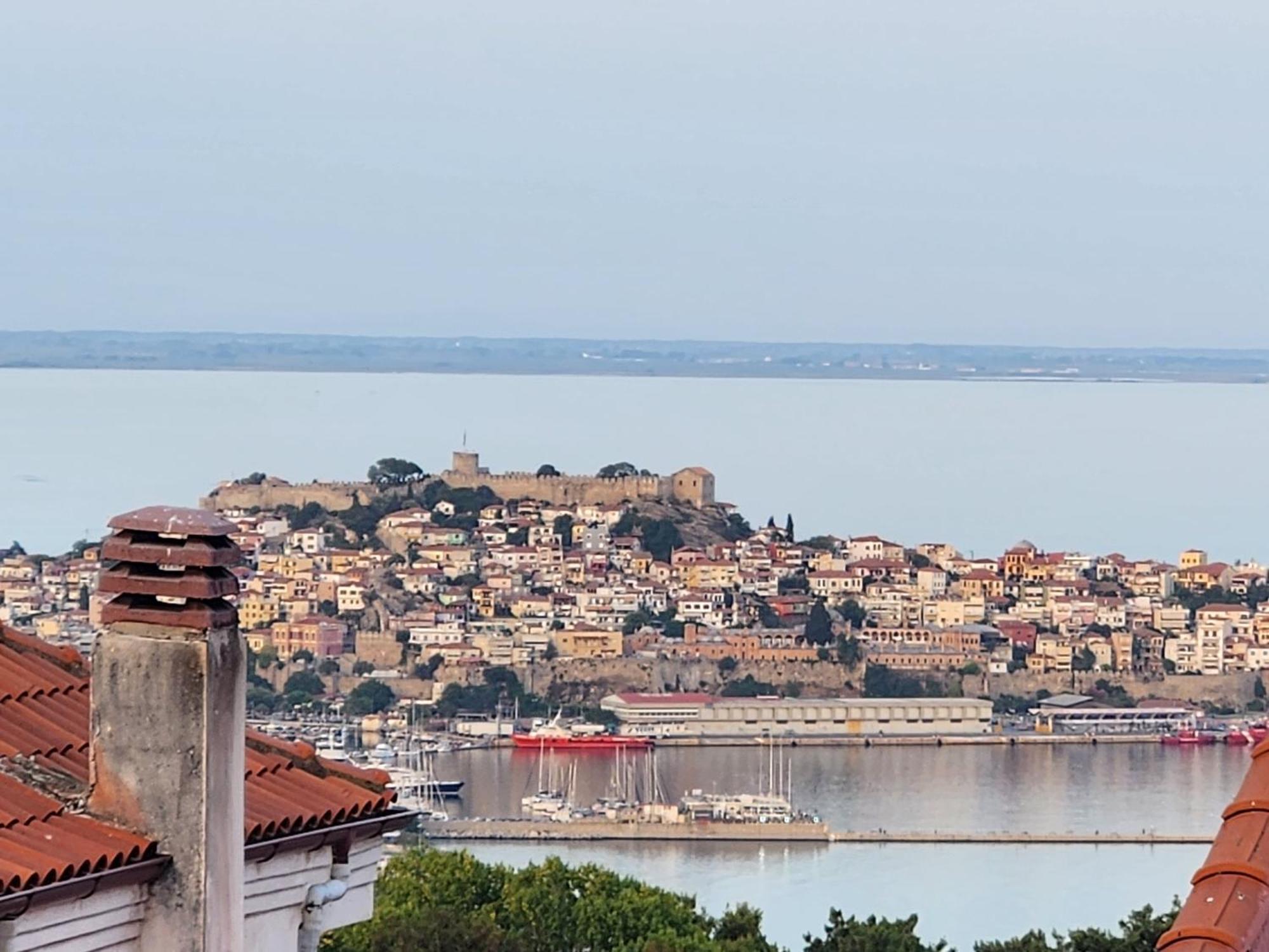 Pinecone Apartment Kavala Exterior photo